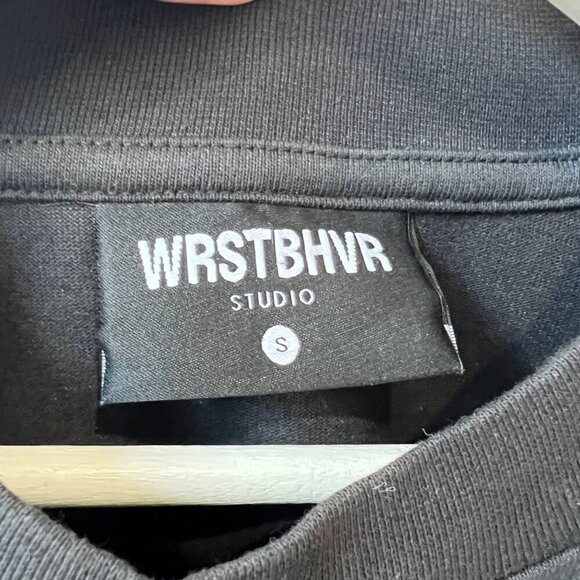 Worst Behavior Studio V6 Tshirt, black, Size S - Picture 4 of 9